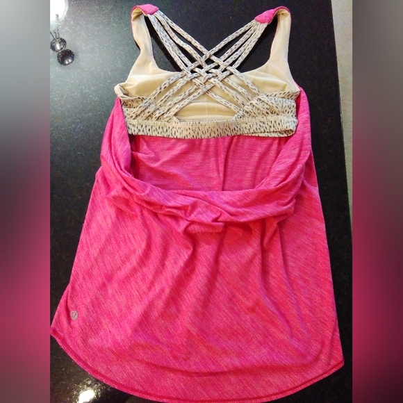 Lululemon Wild Tank - Picture 10 of 11
